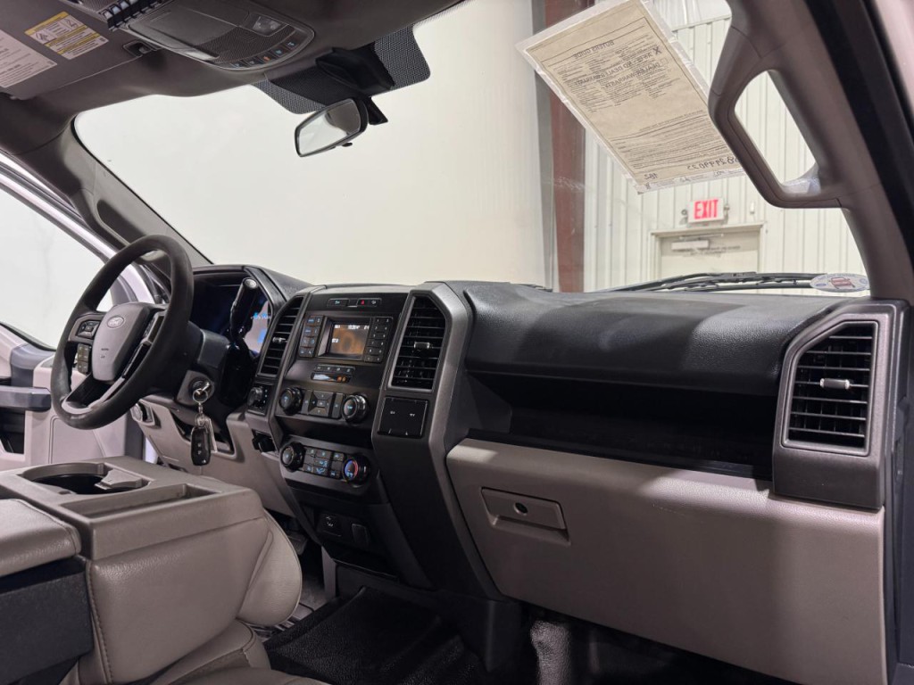 2022 Ford F-350 Image 11