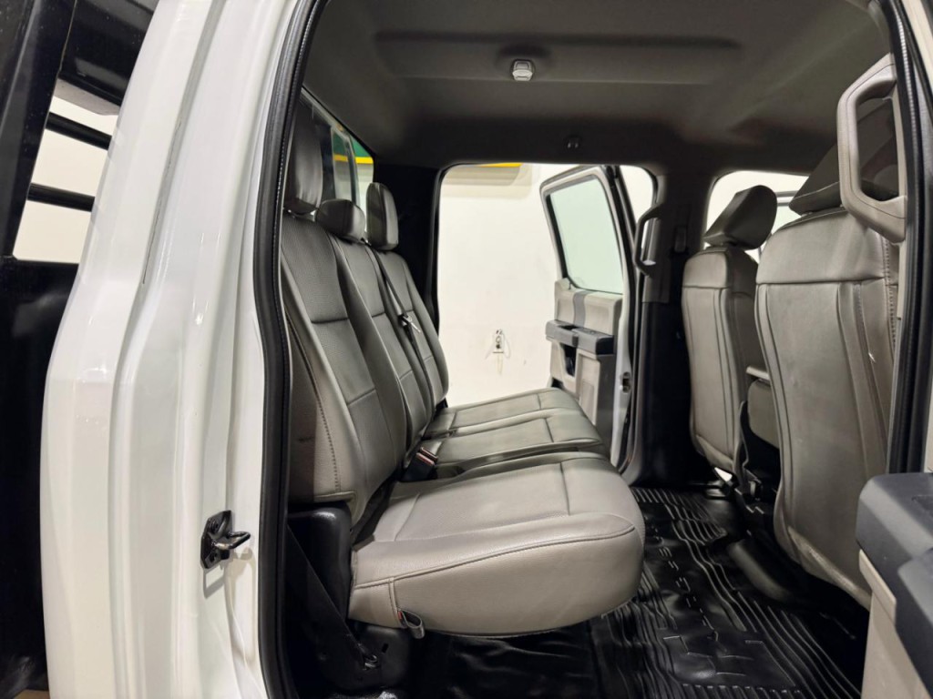2022 Ford F-350 Image 17