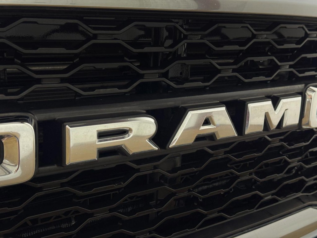 2023 RAM 2500 Image 28