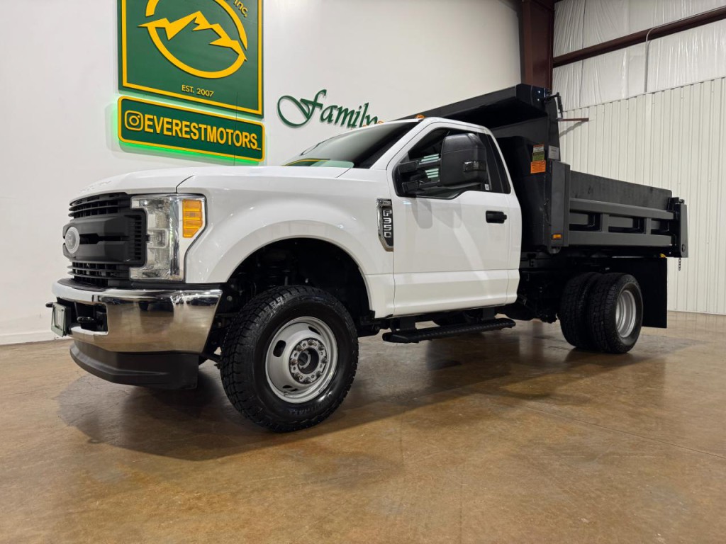 2017 Ford F-350 Image 3