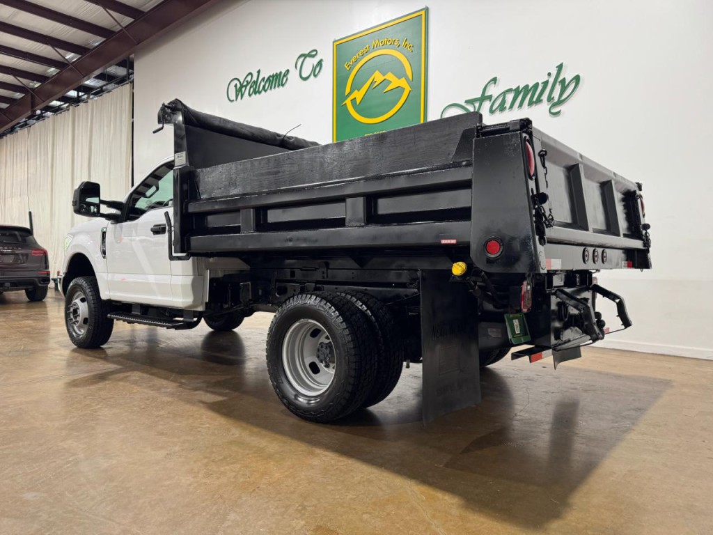 2017 Ford F-350 Image 6