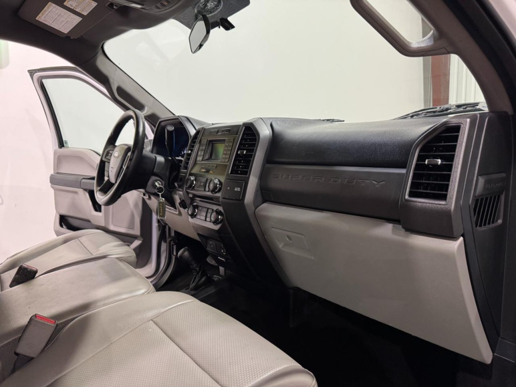 2017 Ford F-350 Image 11