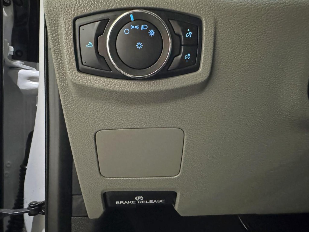 2017 Ford F-350 Image 24