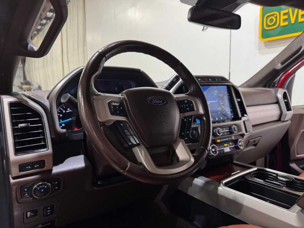 2022 Ford F-350 Image 9
