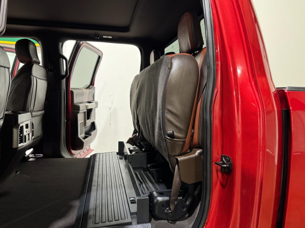 2022 Ford F-350 Image 18