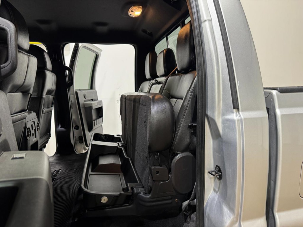 2012 Ford F-250 Image 18