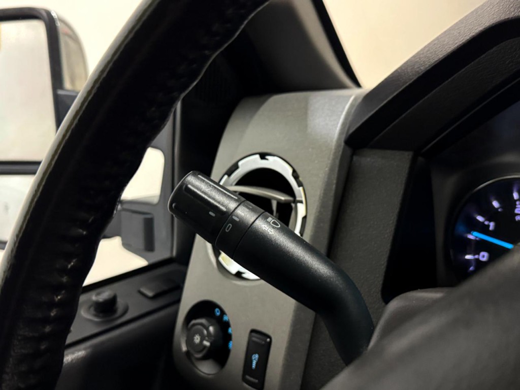 2012 Ford F-250 Image 23