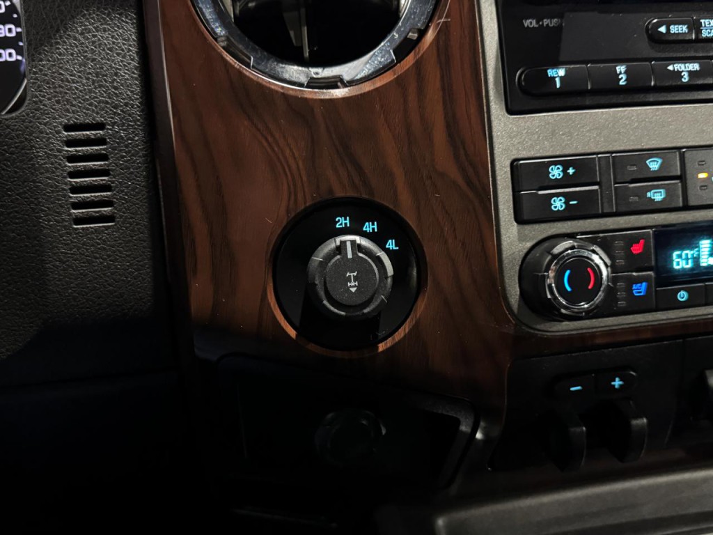 2012 Ford F-250 Image 24