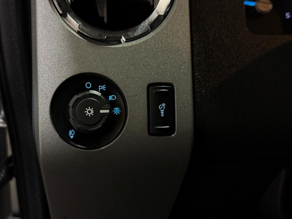 2012 Ford F-250 Image 28