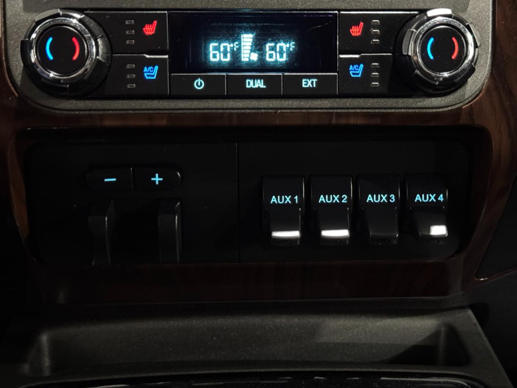 2012 Ford F-250 Image 29