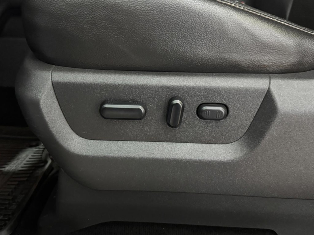 2012 Ford F-250 Image 32