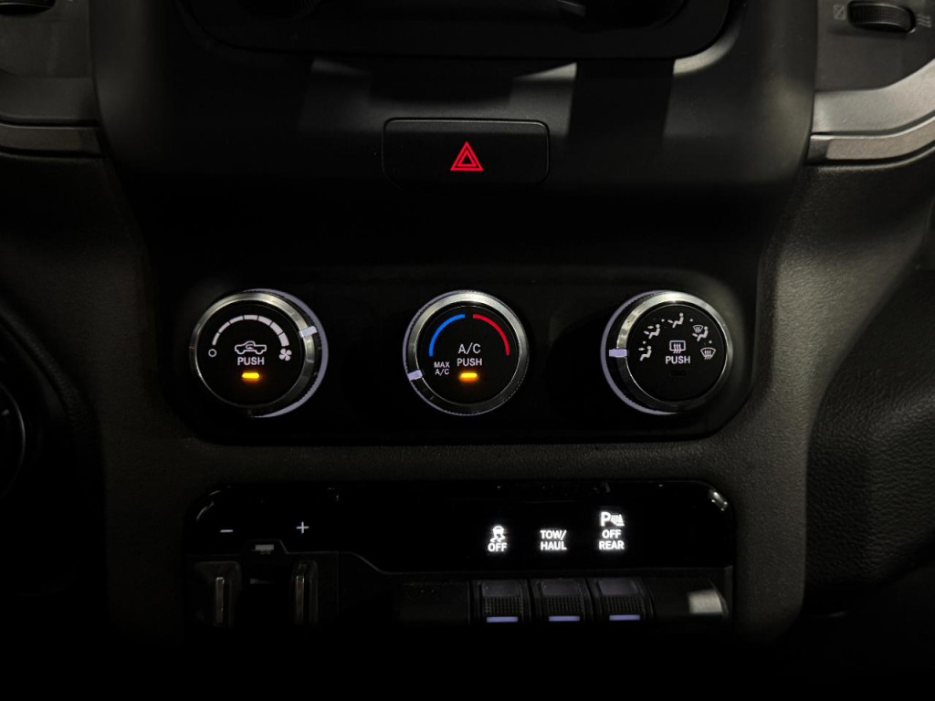 2023 RAM 2500 Image 8
