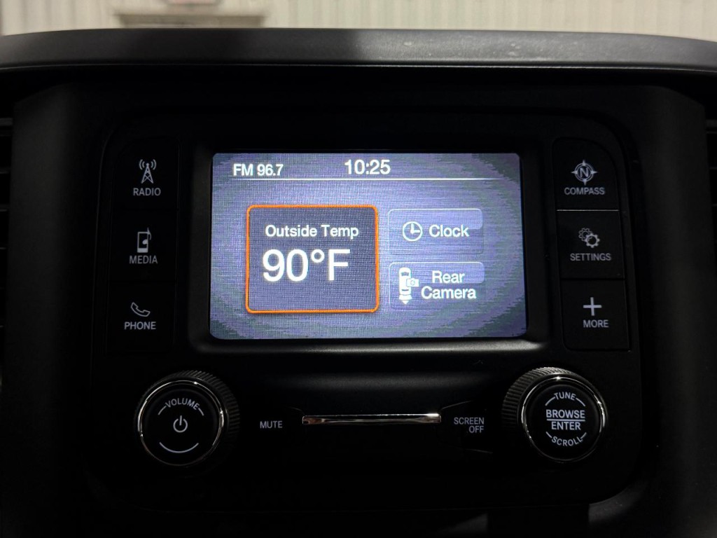 2023 RAM 2500 Image 17