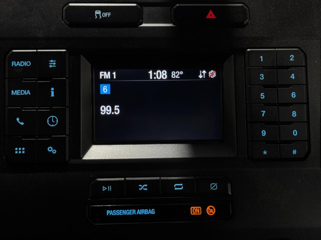 2022 Ford F-350 Image 4
