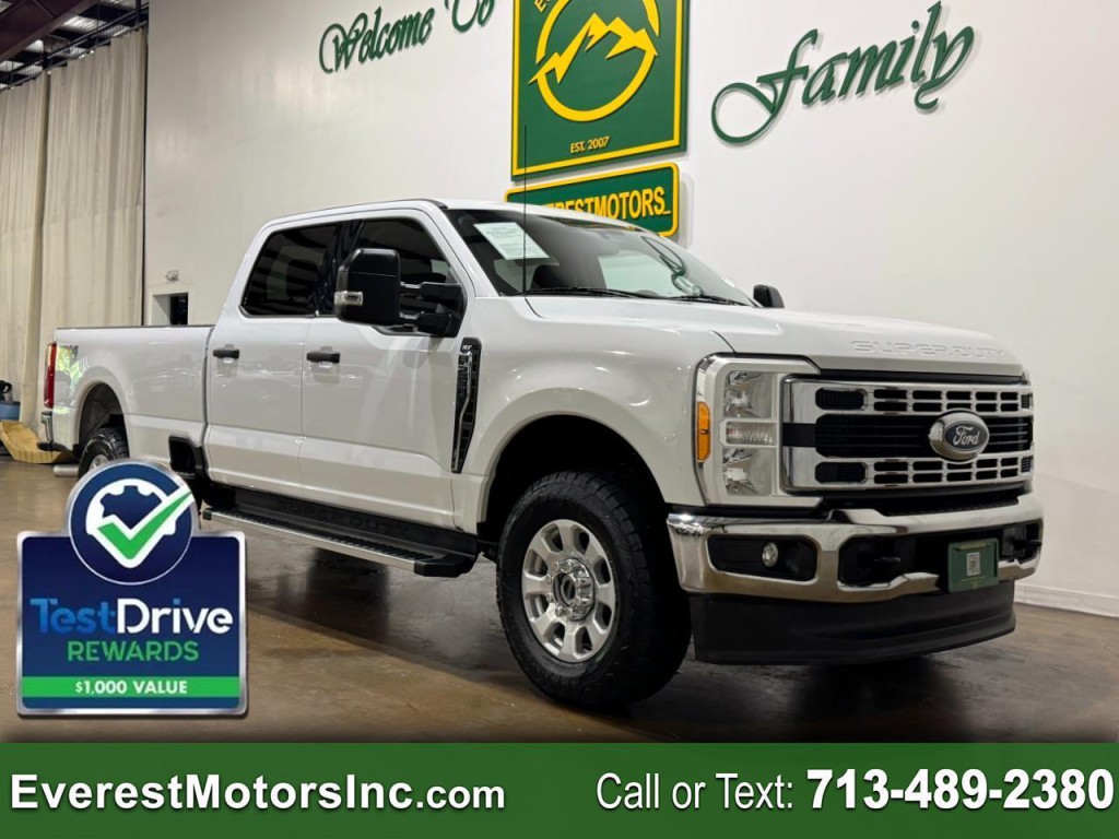 2023 Ford F-250 Image 1