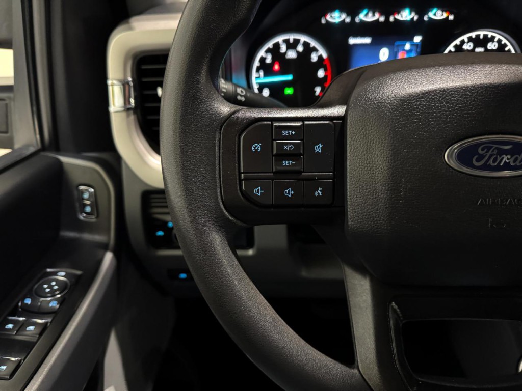 2023 Ford F-250 Image 17