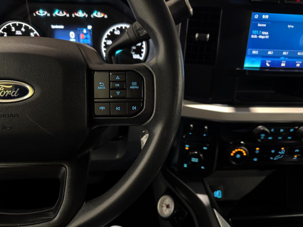 2023 Ford F-250 Image 18
