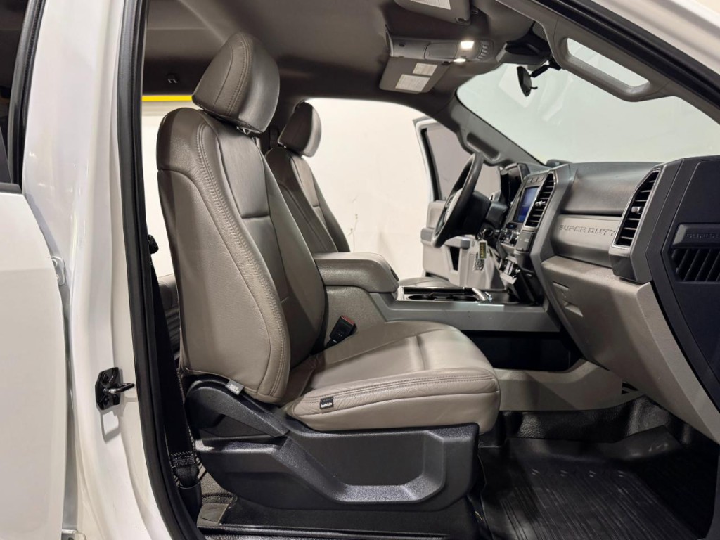 2022 Ford F-250 Image 13