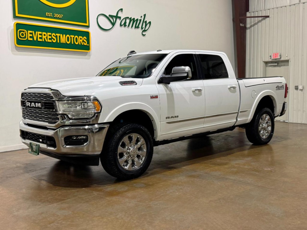 2022 RAM 2500 Image 3
