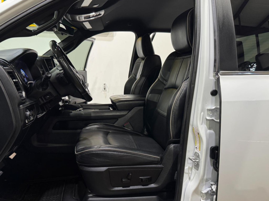 2022 RAM 2500 Image 12