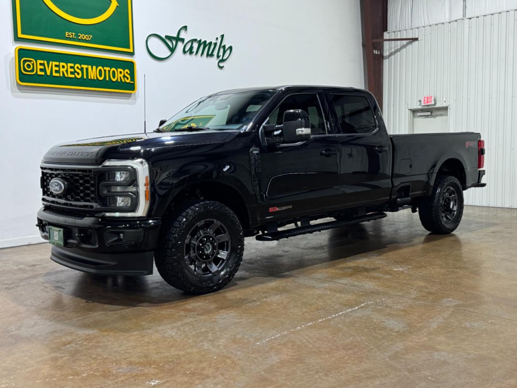 2023 Ford F-350 Image 3