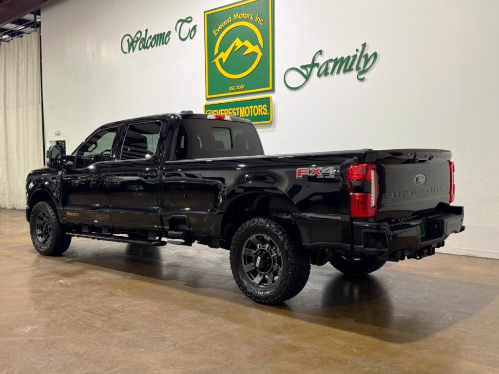 2023 Ford F-350 Image 6