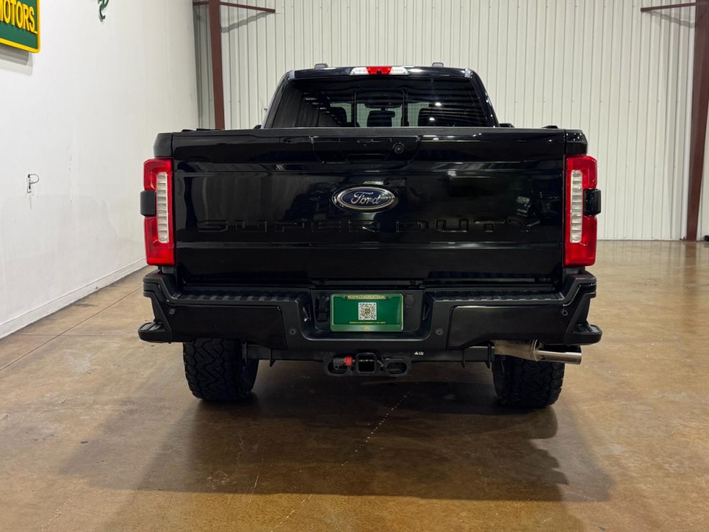2023 Ford F-350 Image 7