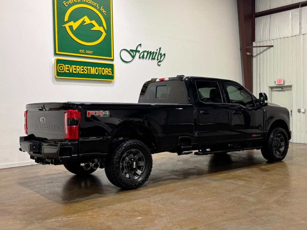 2023 Ford F-350 Image 8
