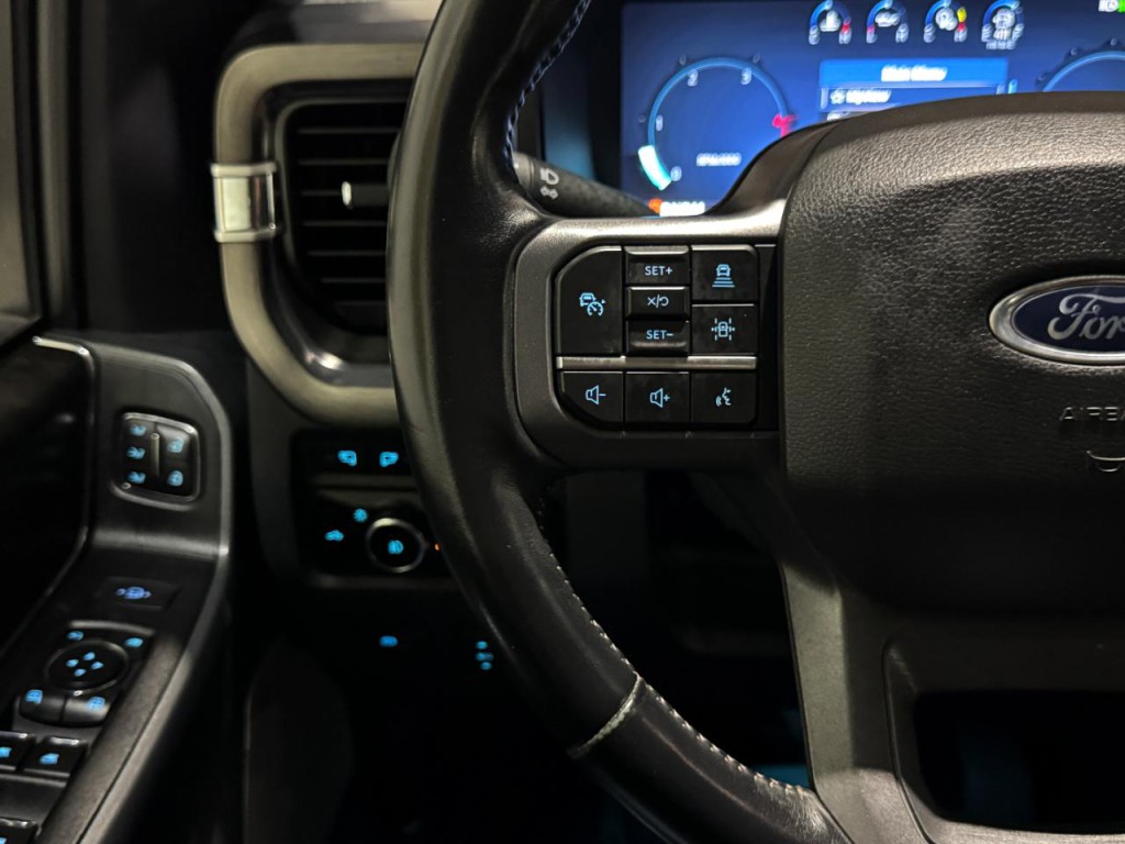 2023 Ford F-350 Image 21