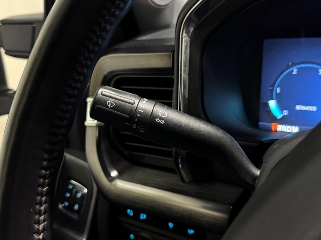 2023 Ford F-350 Image 23