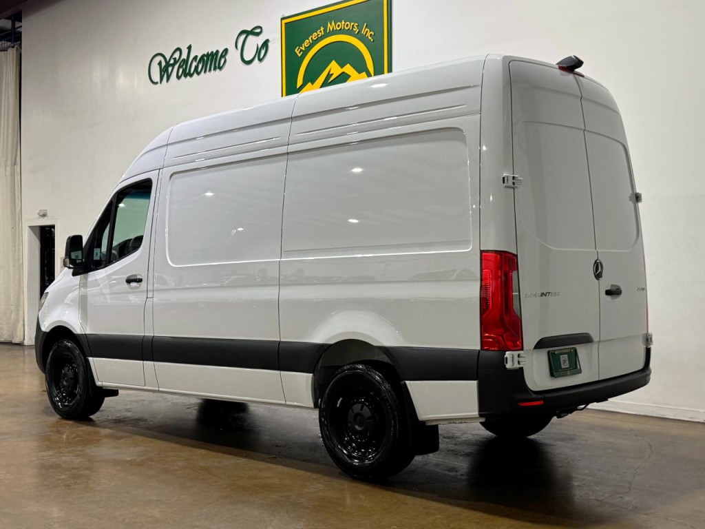 2026 Mercedes-Benz Sprinter Image 5