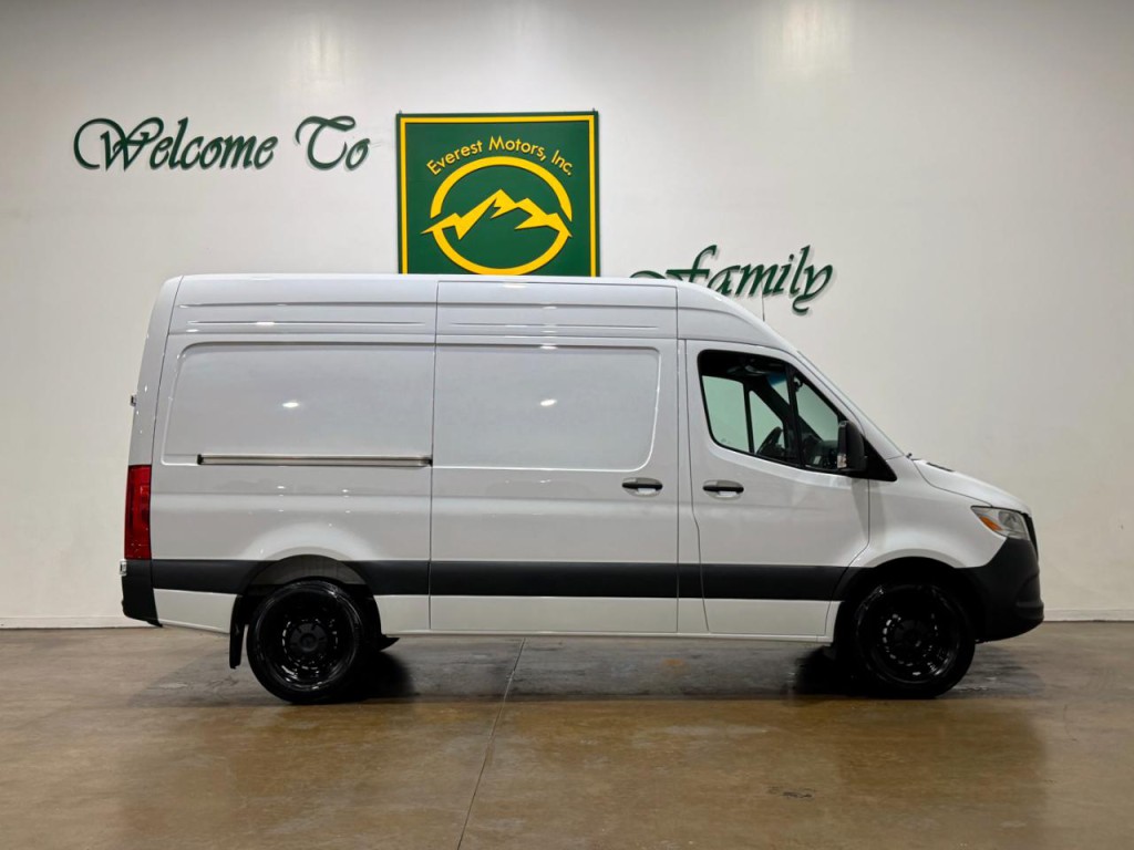 2026 Mercedes-Benz Sprinter Image 8