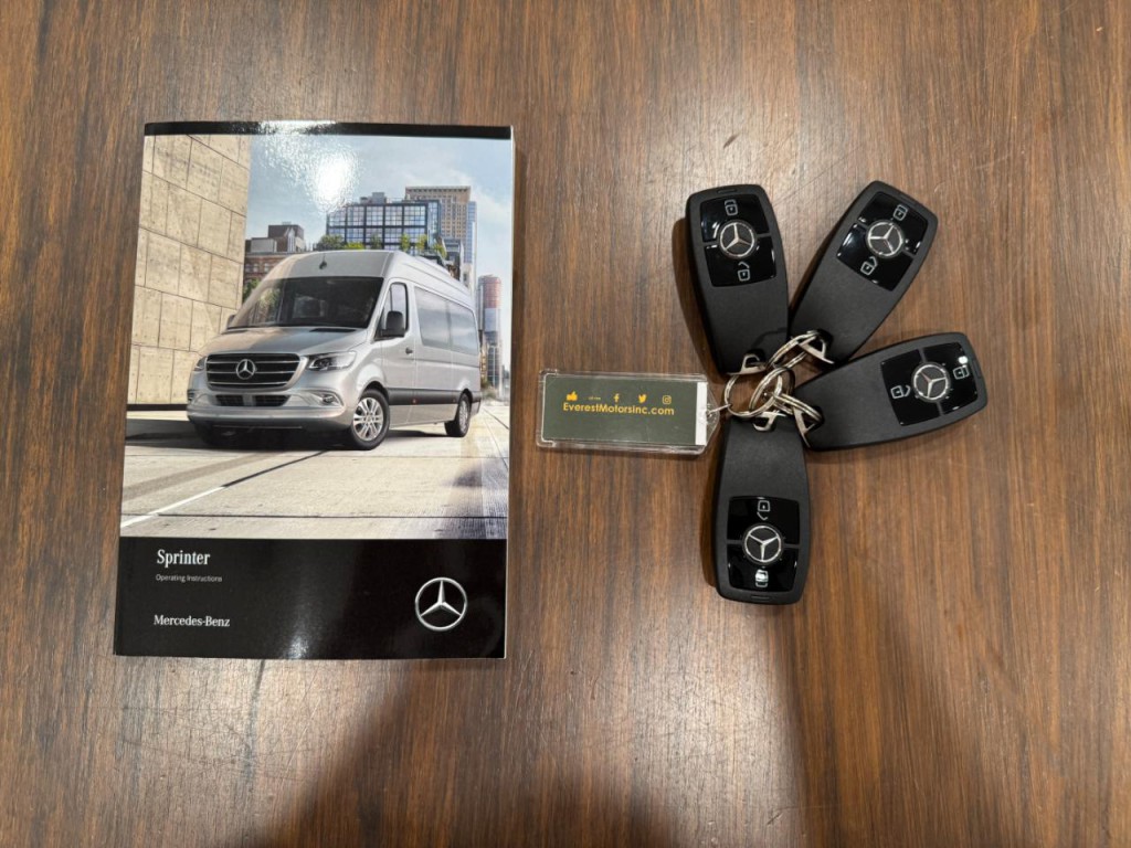 2026 Mercedes-Benz Sprinter Image 39