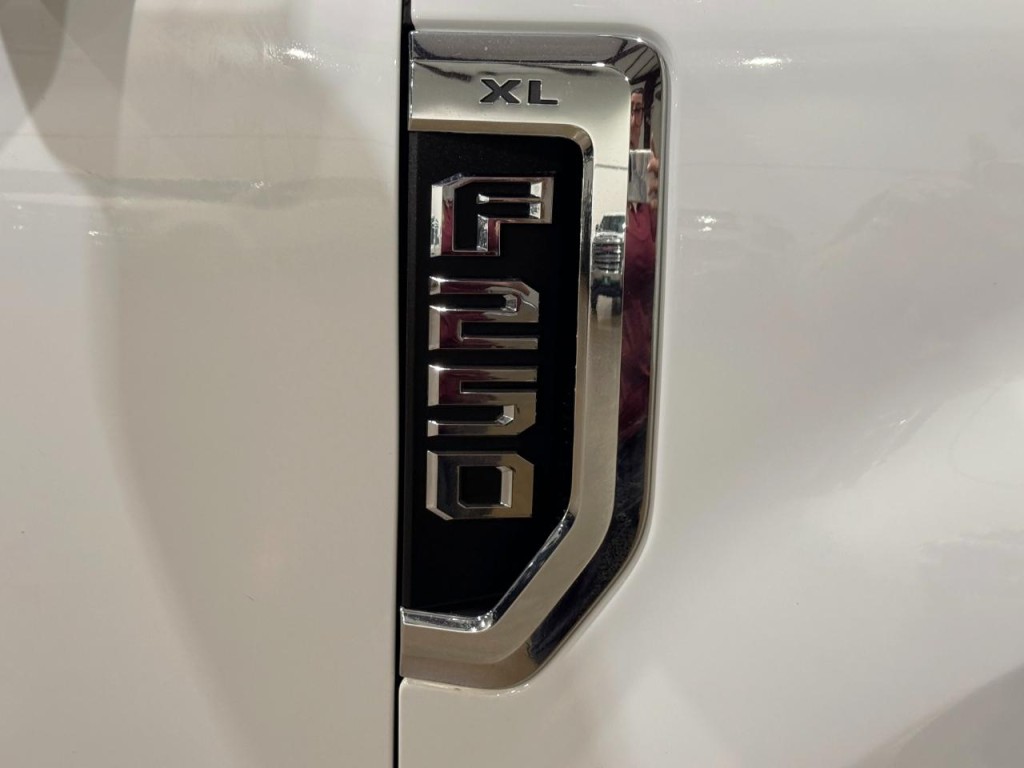 2022 Ford F-250 Image 6