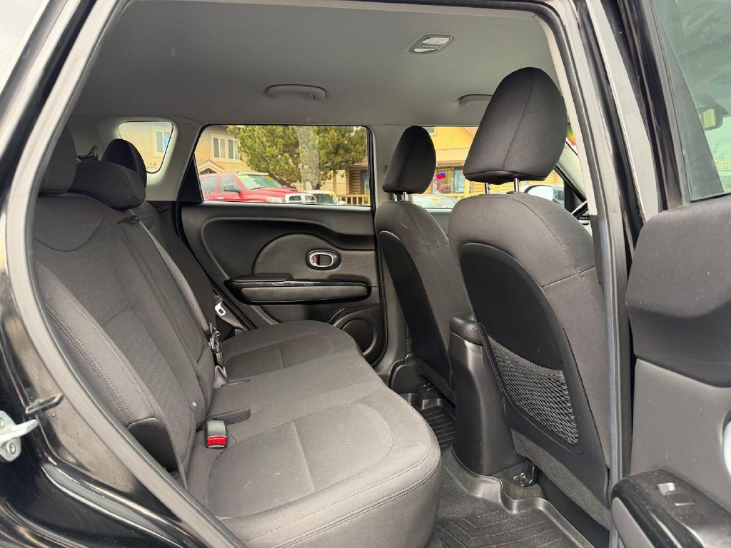 2015 Kia Soul Image 15