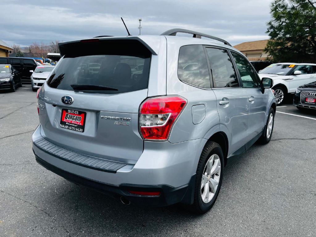2014 Subaru Forester Image 7