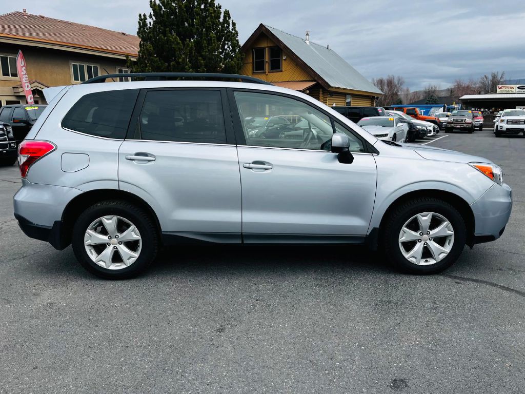 2014 Subaru Forester Image 8