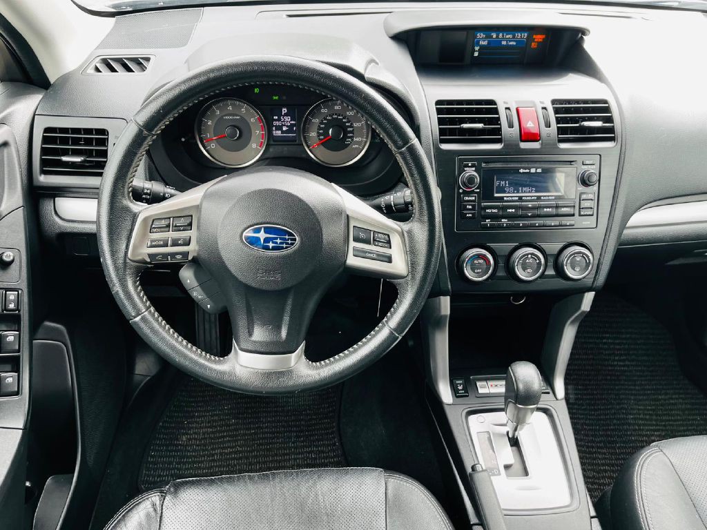 2014 Subaru Forester Image 18