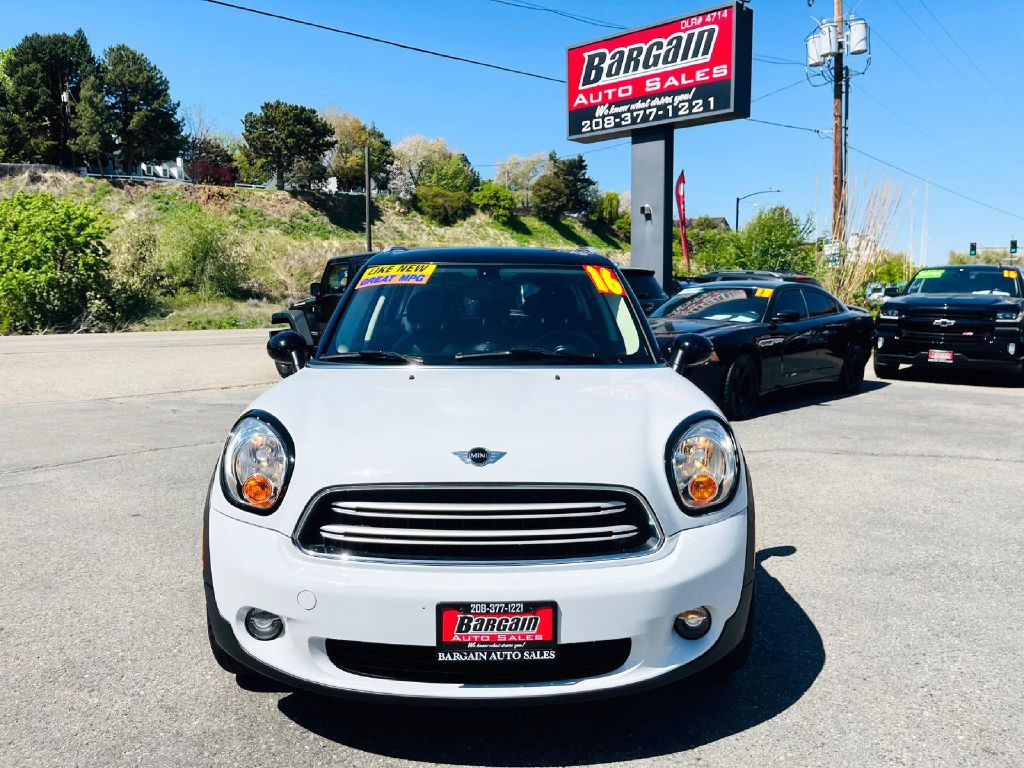 2016 MINI Countryman Image 2