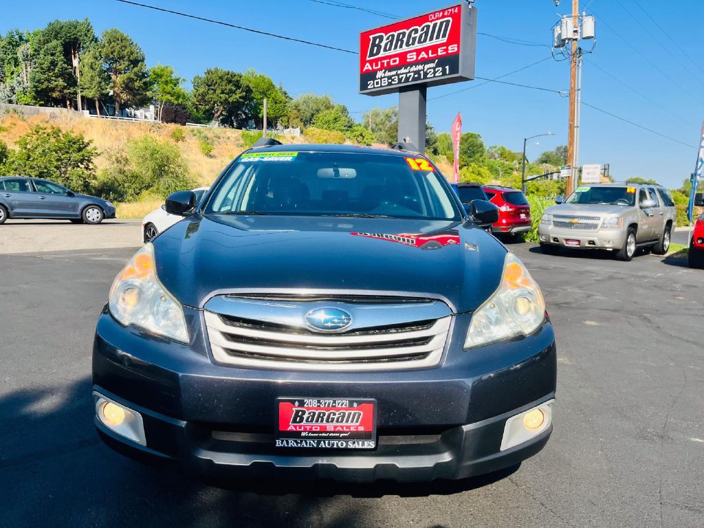 2012 Subaru Outback Image 2