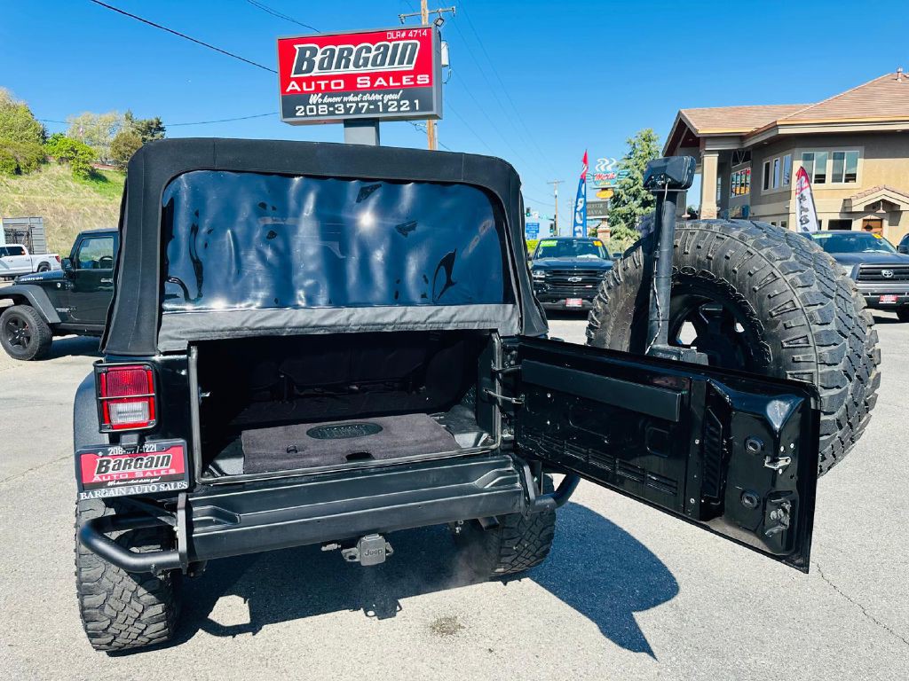 2015 Jeep Wrangler Unlimited Image 11