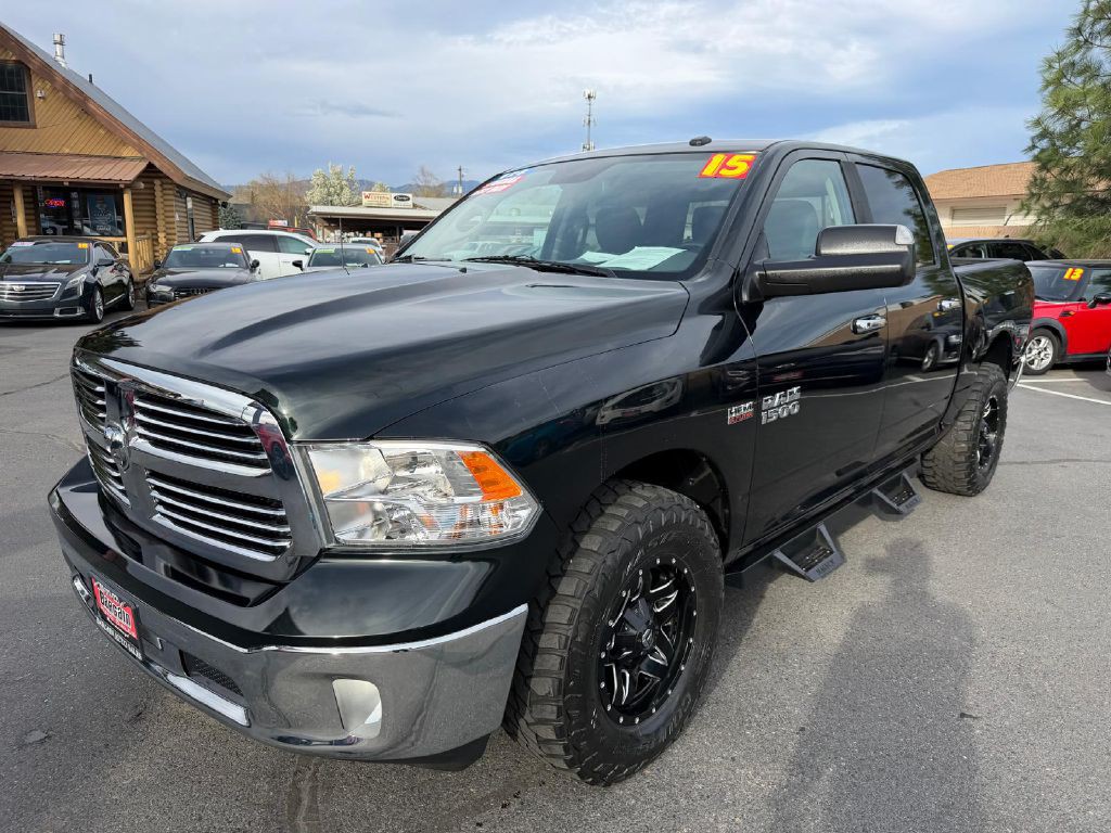 2015 RAM 1500 Image 3