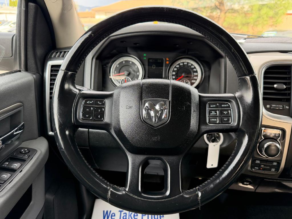 2015 RAM 1500 Image 18