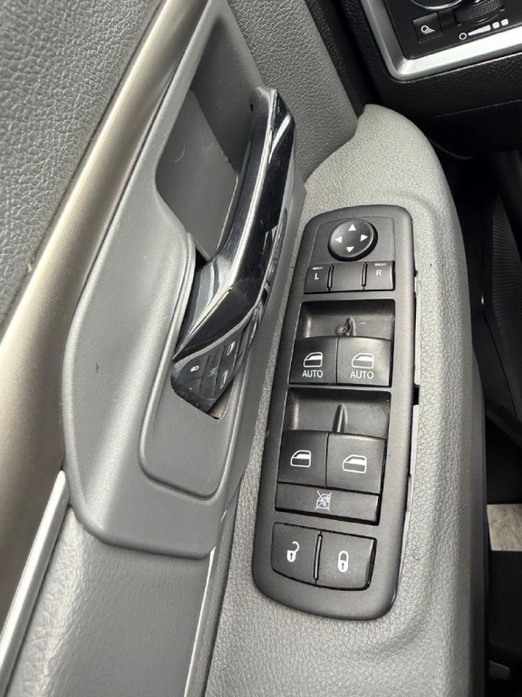 2015 RAM 1500 Image 27