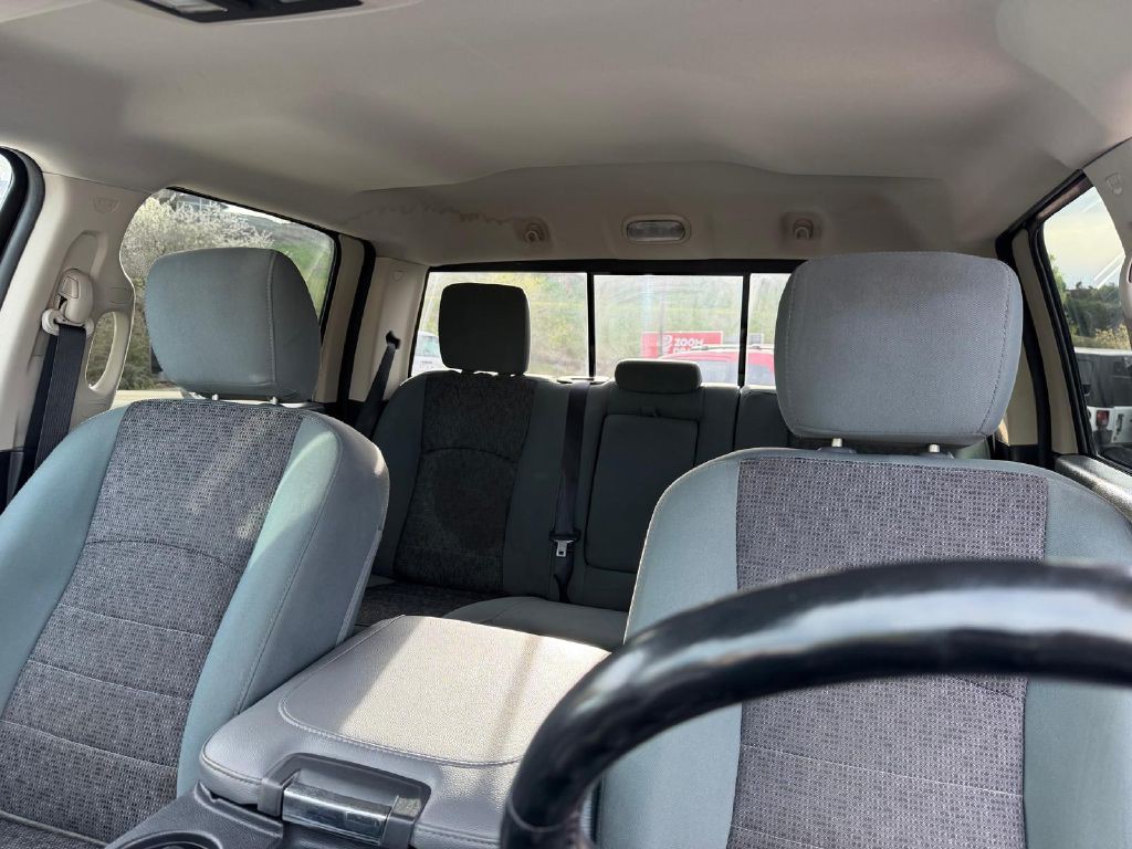 2015 RAM 1500 Image 28