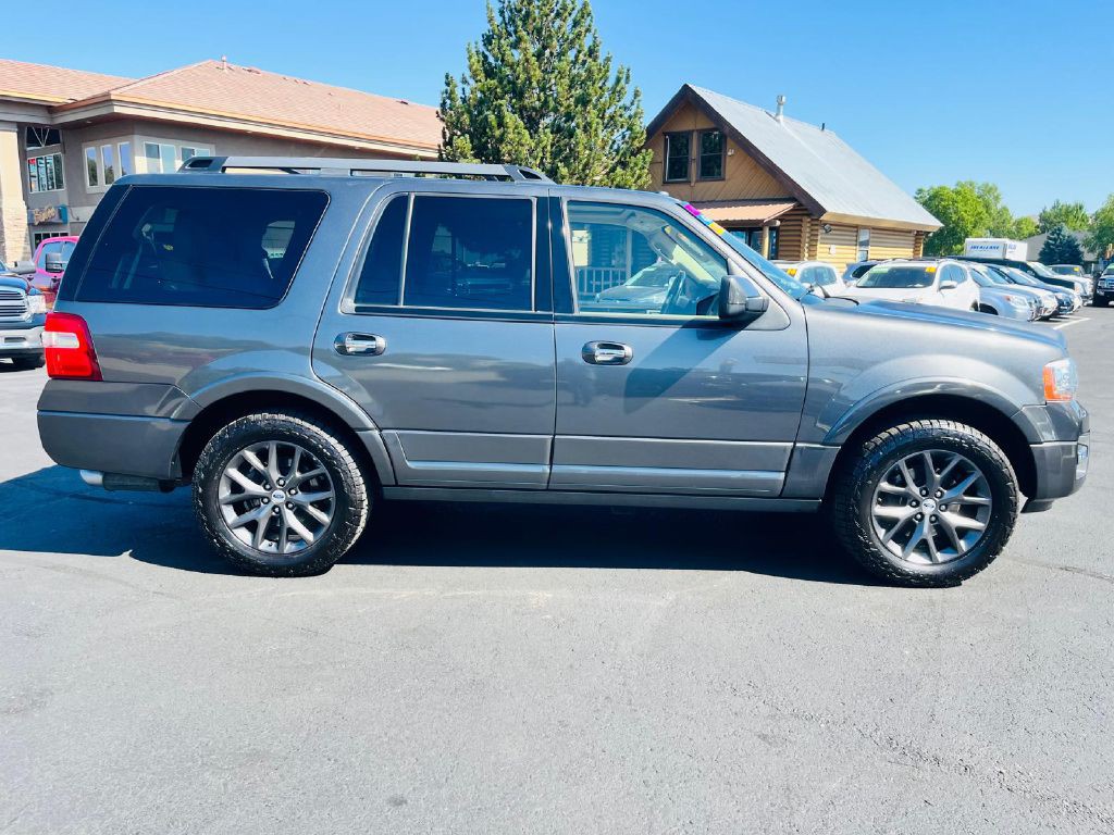 2017 Ford Expedition Image 8