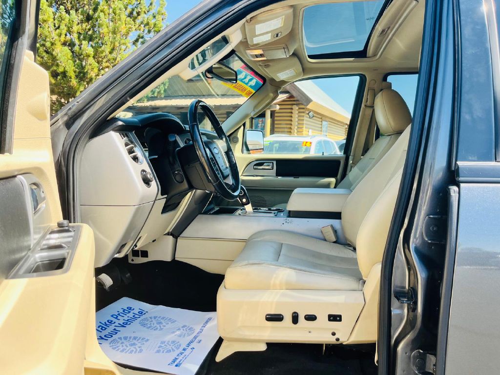 2017 Ford Expedition Image 12