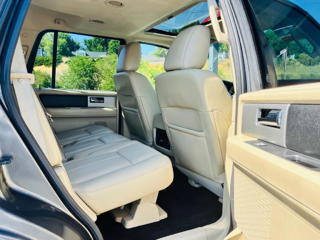 2017 Ford Expedition Image 16