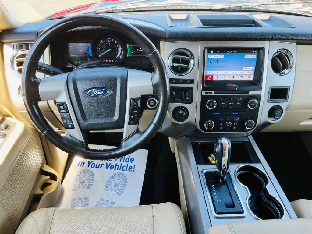 2017 Ford Expedition Image 19