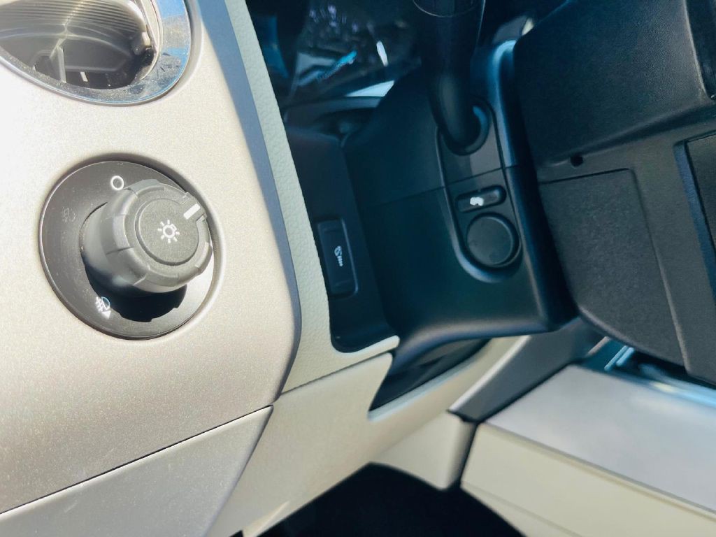 2017 Ford Expedition Image 27